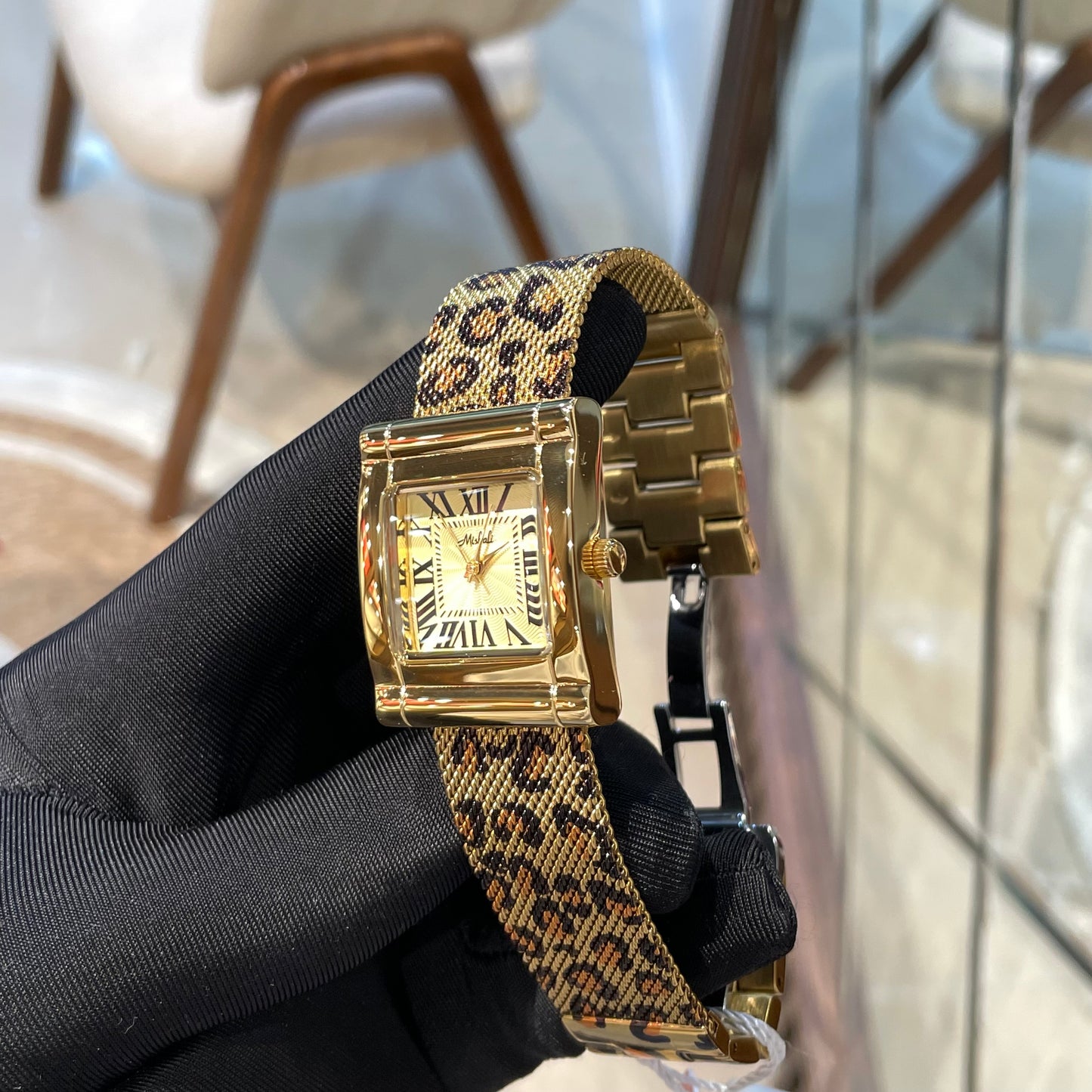 Mishali léopard 190