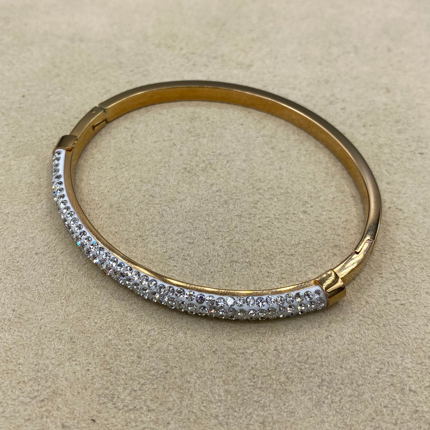 Bracelet perlé R055